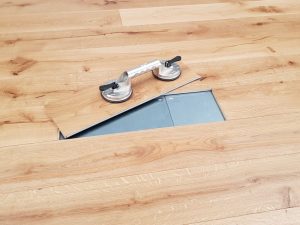 chọn lựa bề mặt sàn nâng là sàn vinyl