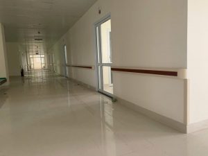 thi công thanh tay vịn cho hành lang