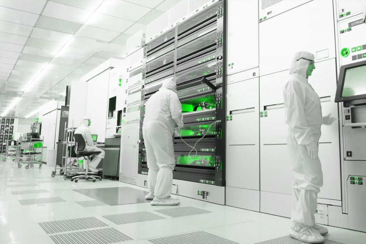 Đa năng trong việc sử dụng sàn nâng và vinyl tĩnh điện