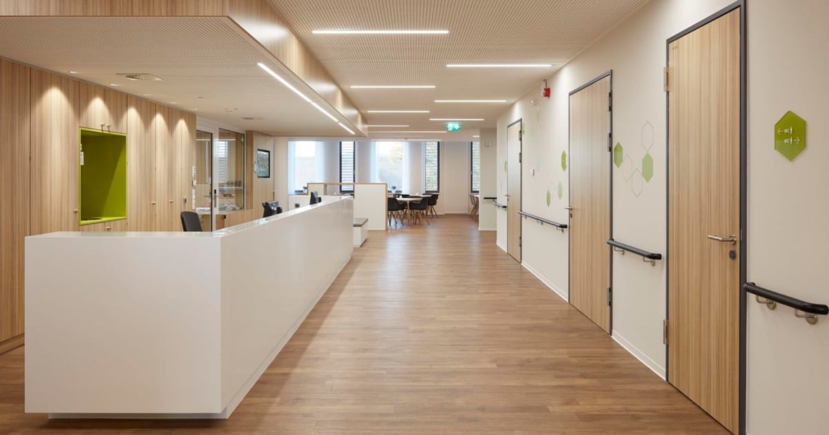 Vết xước nhỏ từ sàn vinyl nguy cơ tiềm tàng cho sức khỏe