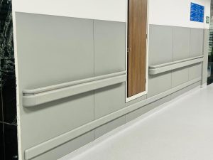 đồng nhất màu sắc của sản phẩm thanh chống va đập và thanh tay vịn