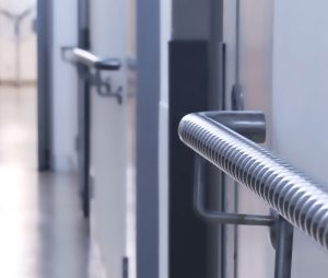 những giá trị khi chưa được đầu tư tay vịn hành