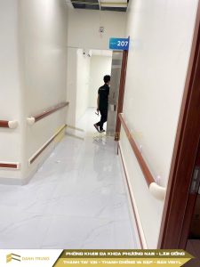 thanh tay vịn cho chuỗi phòng khám đa khoa phương nam